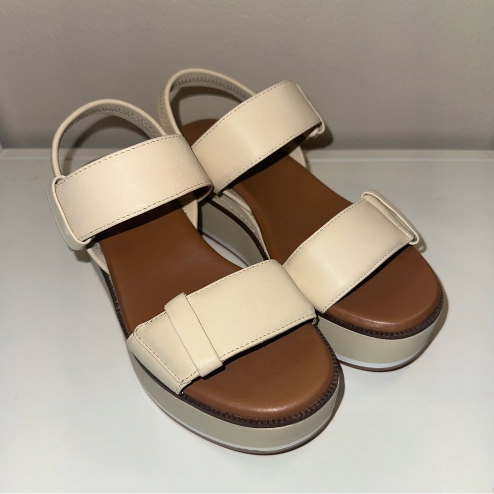 Caslon Beige Platform Sandals! Like New! 4.5M Women’s! Rare size find! - Picture 2 of 13